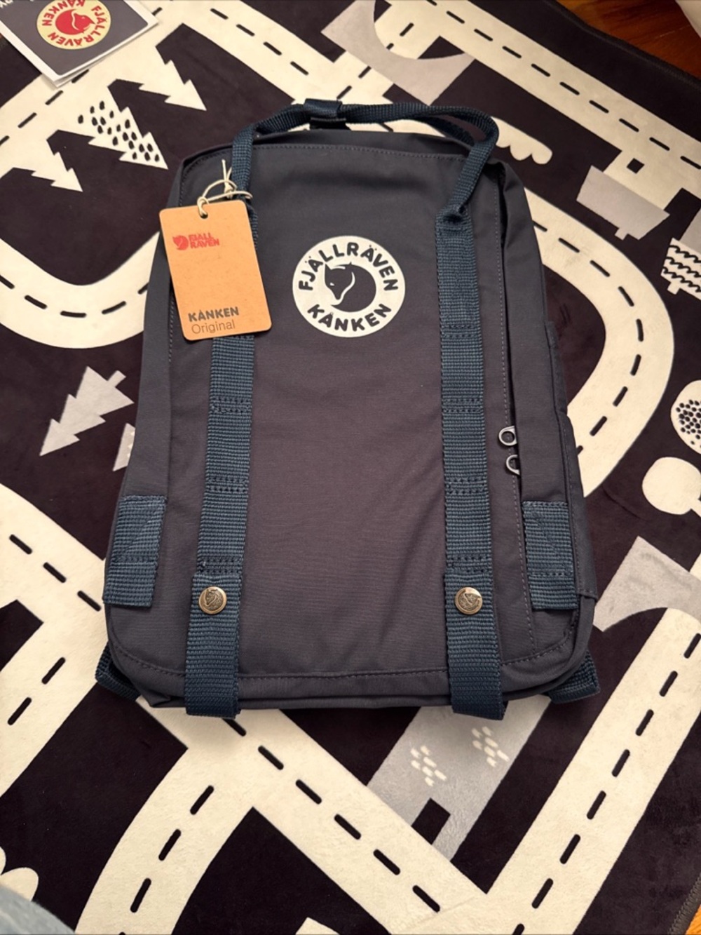 Fjällräven Kånken Backpack in Dark Blue - Compact Everyday Pack